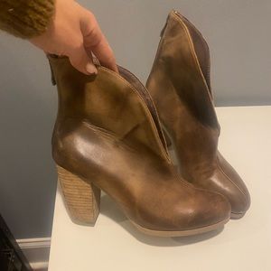 New brown booties
